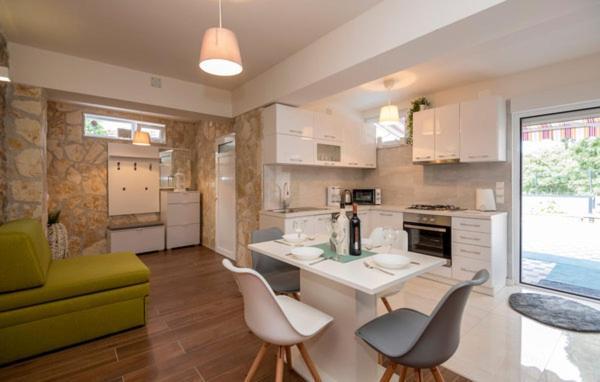Apartman Genova Imotski Donji Vinjani Buitenkant foto